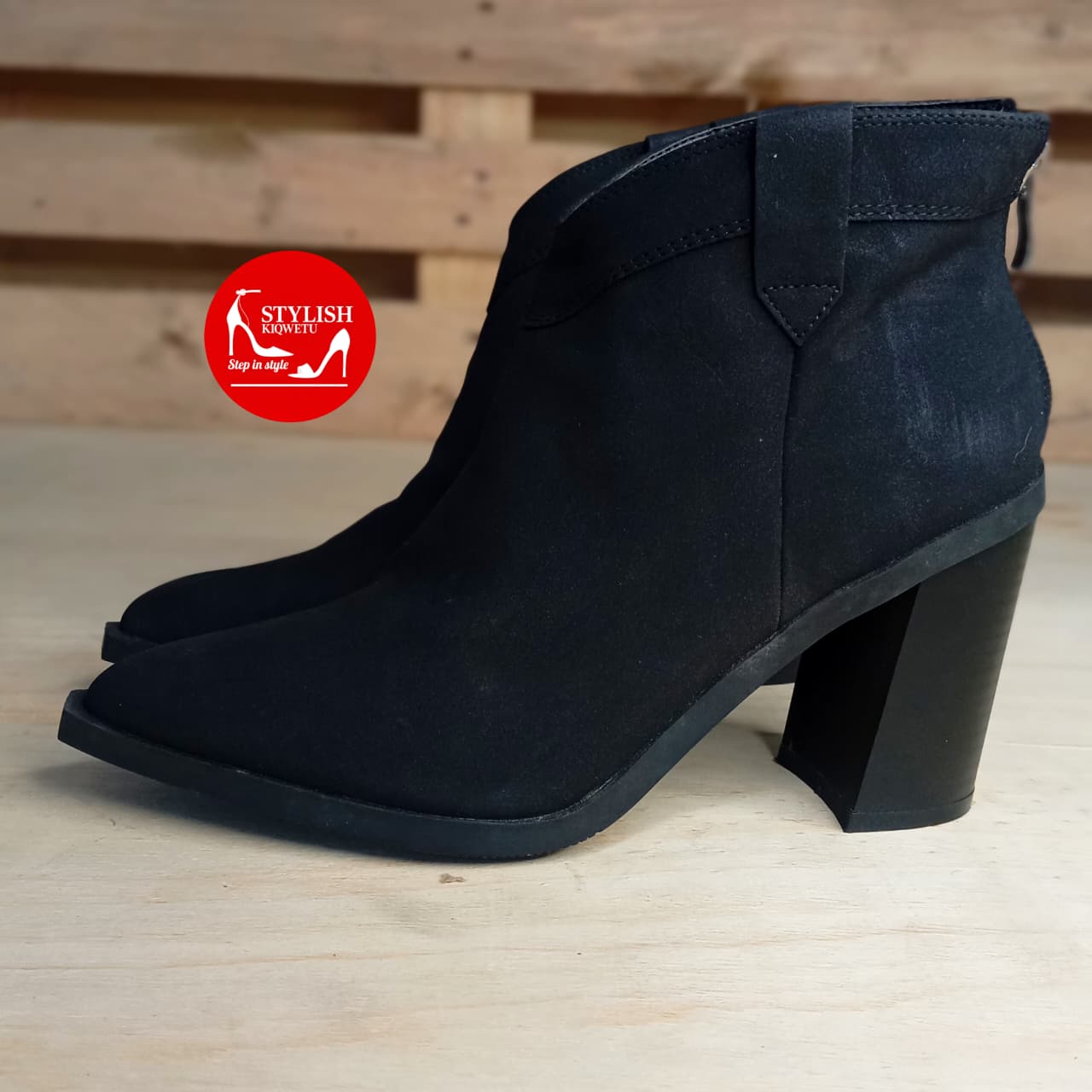 P1 Chunky Block Heel Bootie