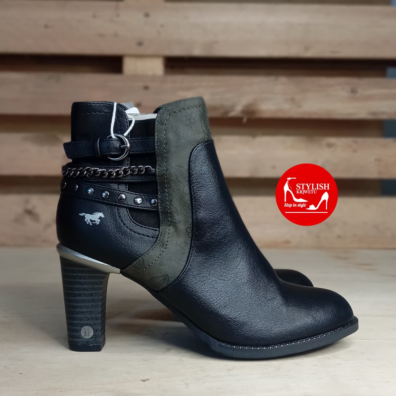 Mu1470-501  Ankle Boot Black/Olive Green
